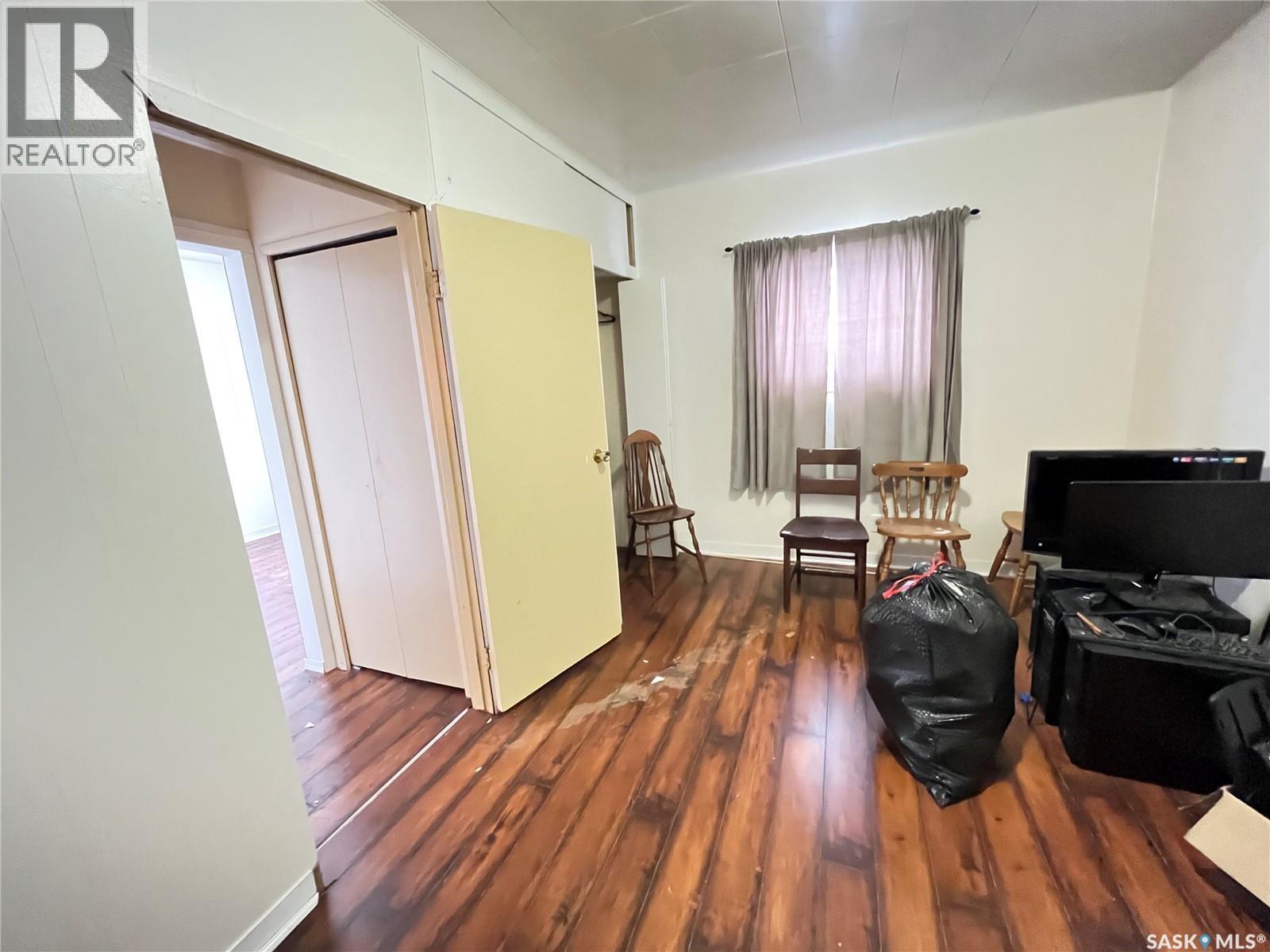 316 Lonsdale Street, Maple Creek, Saskatchewan  S0N 1N0 - Photo 15 - SK025531