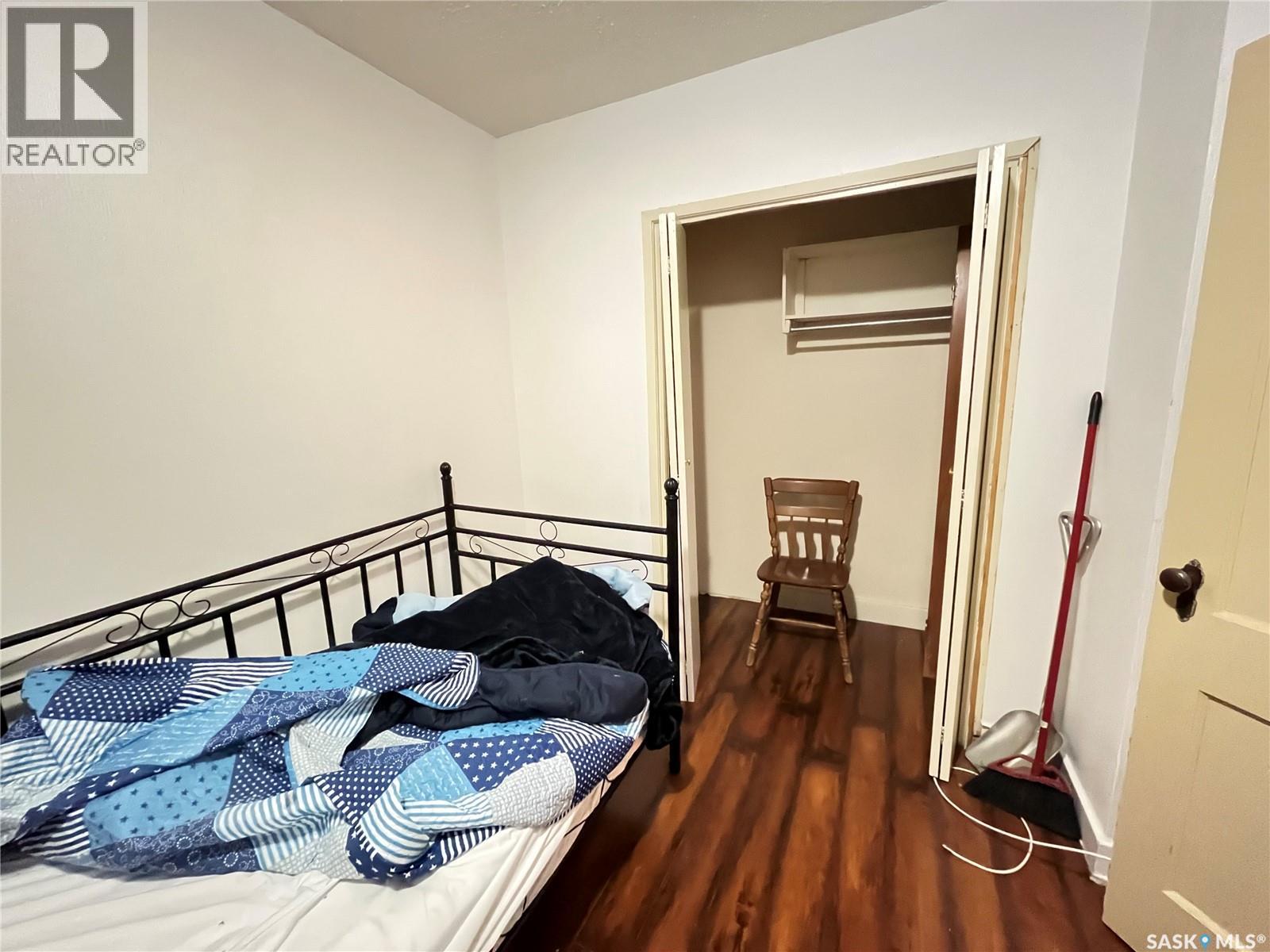 316 Lonsdale Street, Maple Creek, Saskatchewan  S0N 1N0 - Photo 9 - SK025531