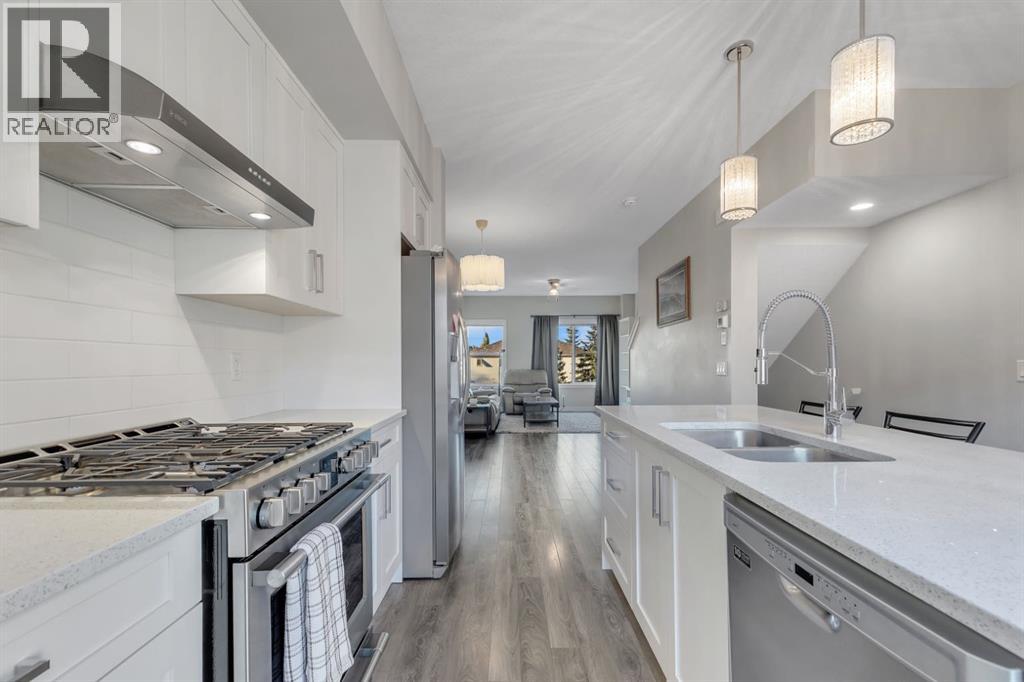 2306 Jumping Pound Common, Cochrane, Alberta  T4C 2L1 - Photo 19 - A2261079