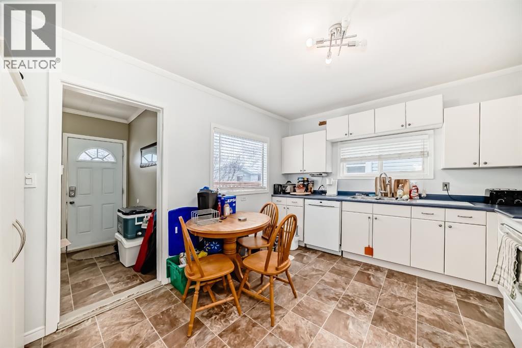 460 3 Street, Drumheller, Alberta  T0J 0Y4 - Photo 10 - A2274530