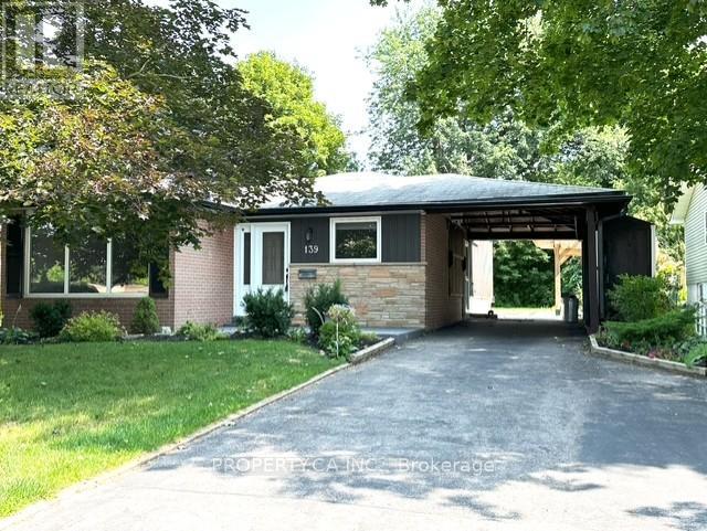 139 CARLSON DRIVE, Newmarket, Ontario