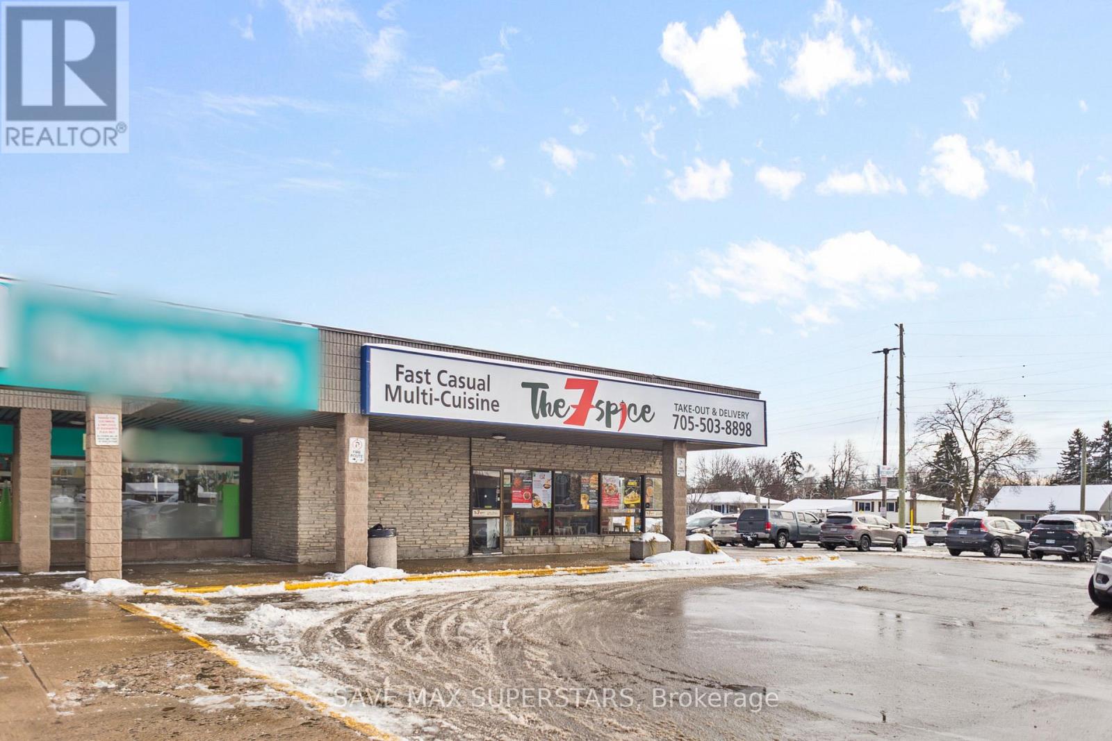 16 - 353 Duckworth Street, Barrie, Ontario  L4M 5C2 - Photo 2 - S12628298