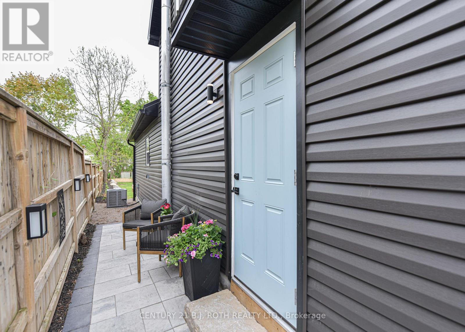 274 Mississaga Street W, Orillia, Ontario  L3V 3B8 - Photo 19 - S12627390