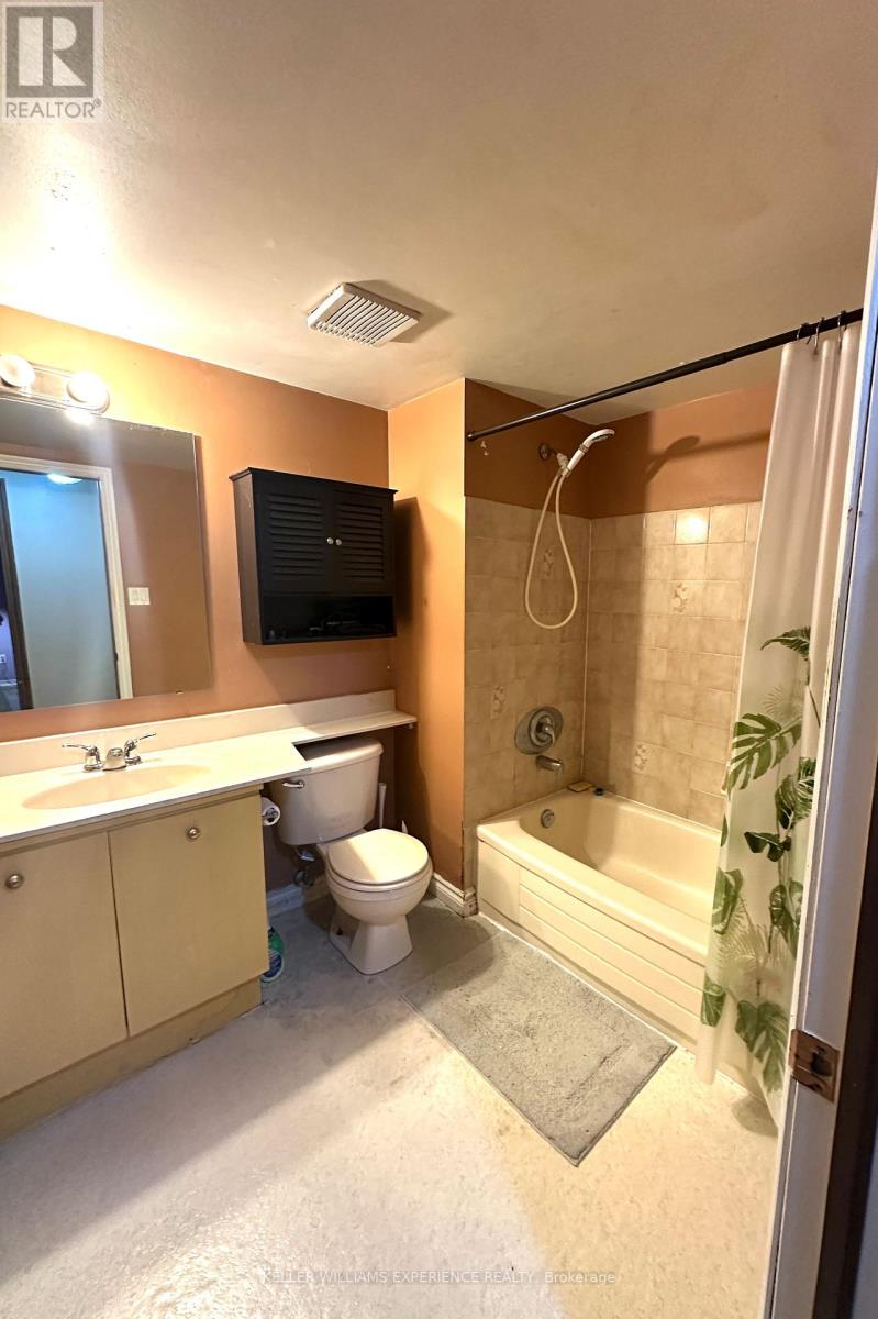 302 - 25 Meadow Lane, Barrie, Ontario  L4N 6X3 - Photo 8 - S12628320