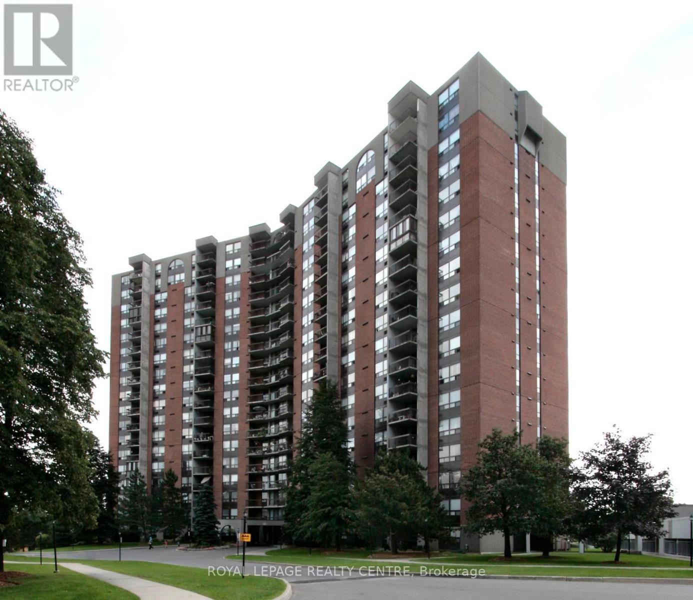 1519 - 50 Mississauga Valley Boulevard, Mississauga, Ontario L5A 3S2 - Photo 1 - W12628312