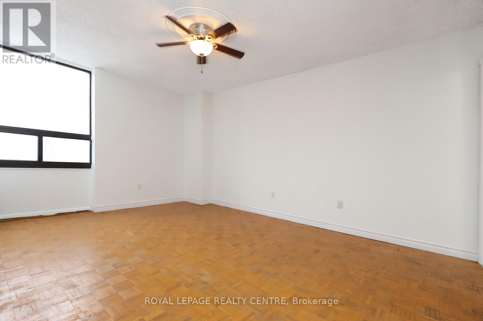 1519 - 50 Mississauga Valley Boulevard, Mississauga, Ontario L5A 3S2 - Photo 18 - W12628312