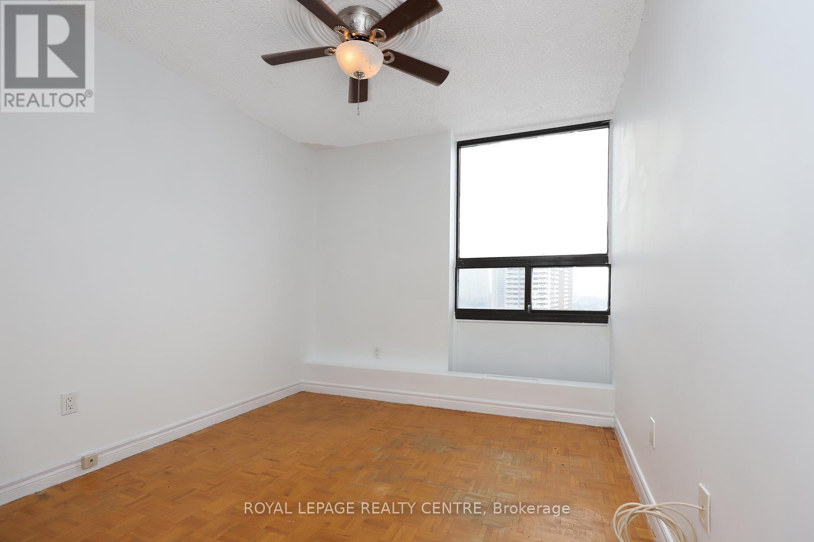 1519 - 50 Mississauga Valley Boulevard, Mississauga, Ontario L5A 3S2 - Photo 23 - W12628312