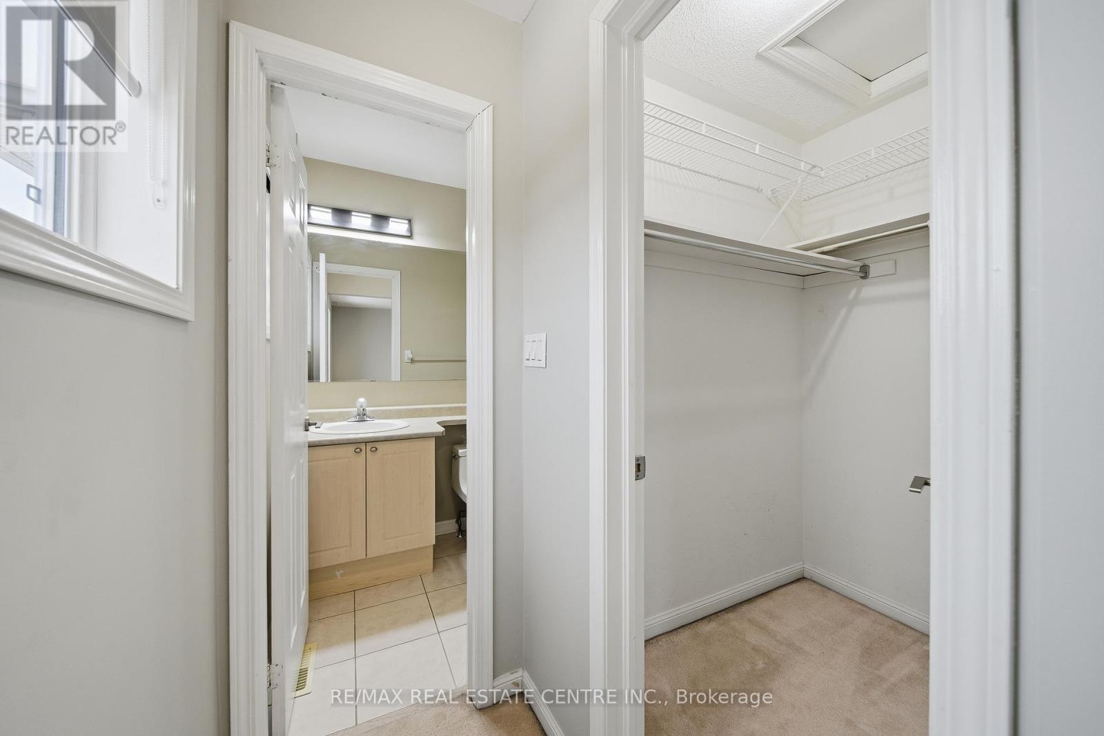 2466 Appalachain Drive, Oakville, Ontario  L6M 4S6 - Photo 24 - W12628324