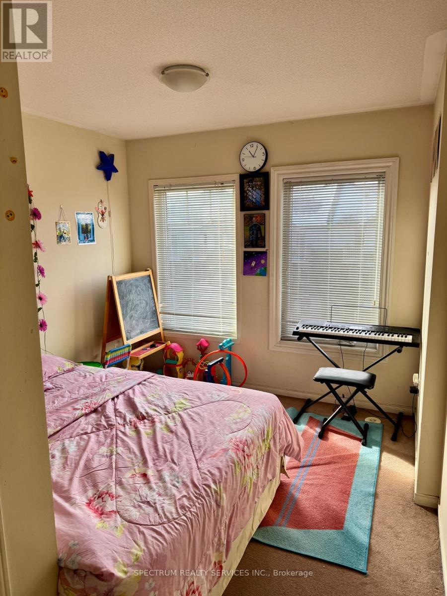 10 - 3250 Bentley Drive, Mississauga, Ontario  L5M 0P7 - Photo 9 - W12628358