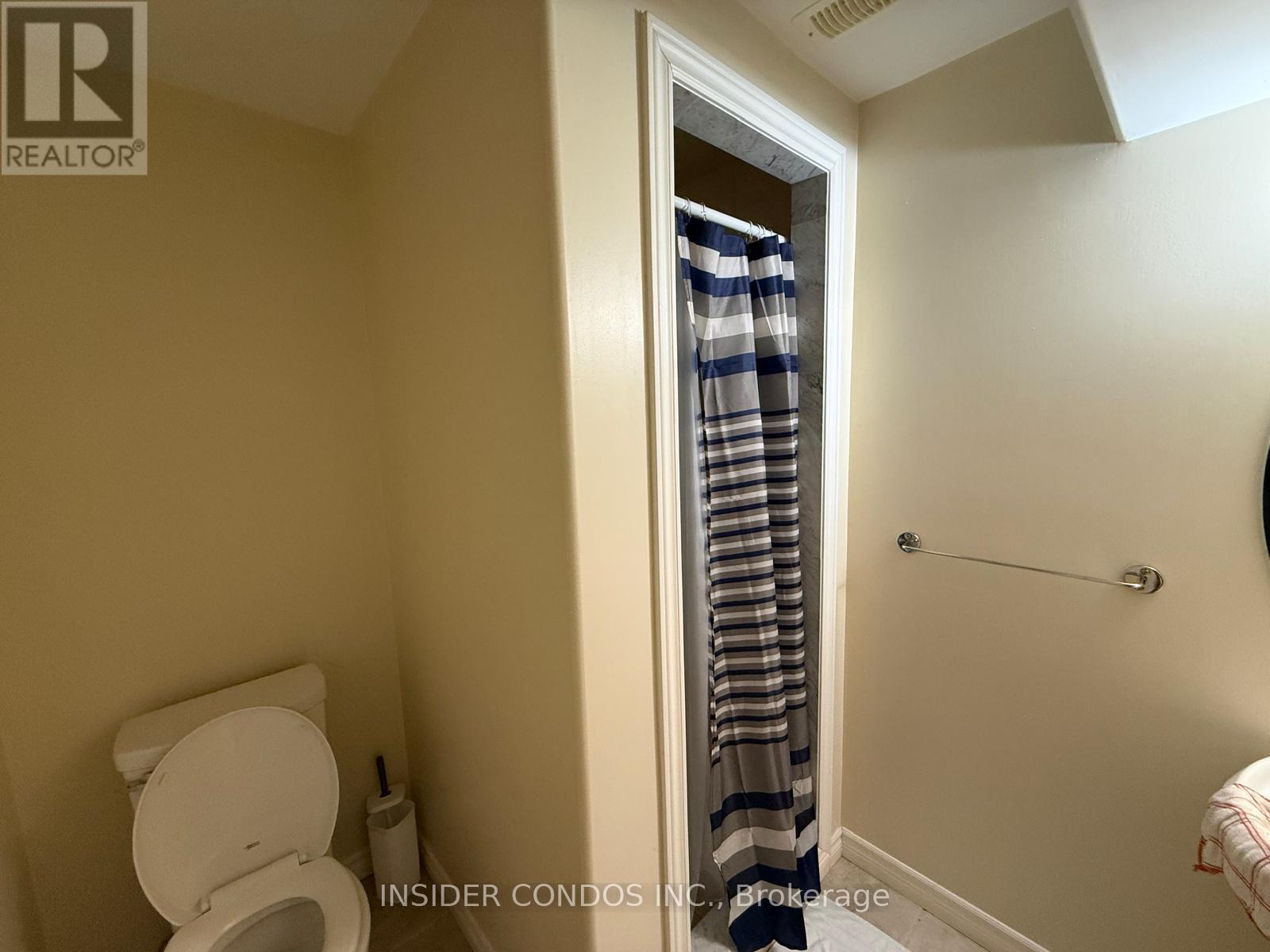 927 Gaslight Way, Mississauga, Ontario  L5W 1A2 - Photo 17 - W12628378