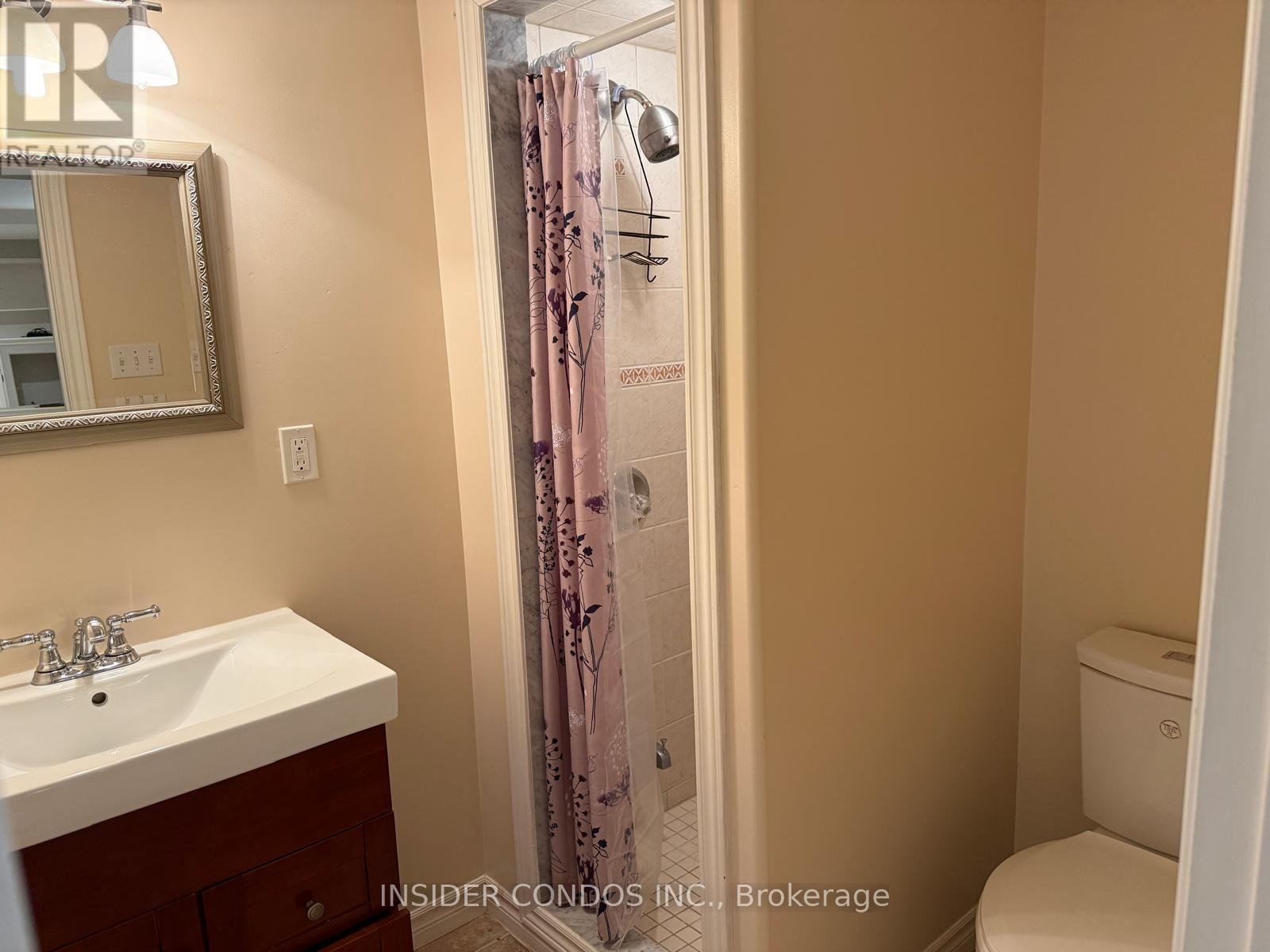 927 Gaslight Way, Mississauga, Ontario  L5W 1A2 - Photo 20 - W12628378