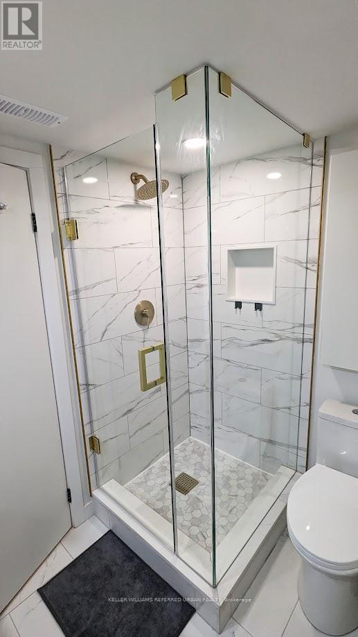 Lower - 2301 Lawrence Avenue W, Toronto, Ontario  M9P 2A7 - Photo 11 - W12628382