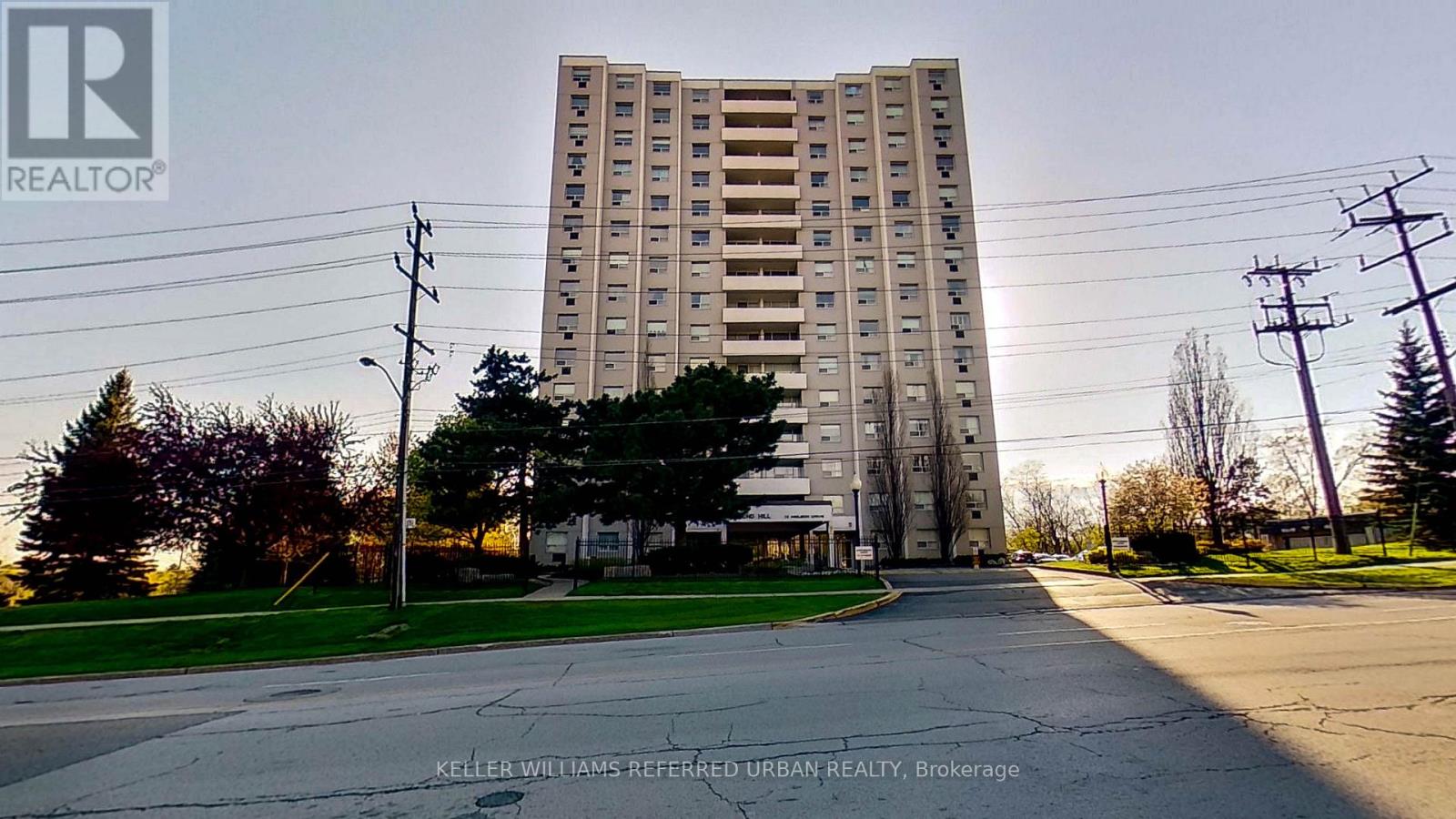 303 - 14 Neilson Drive, Toronto, Ontario  M9C 1V6 - Photo 7 - W12628402
