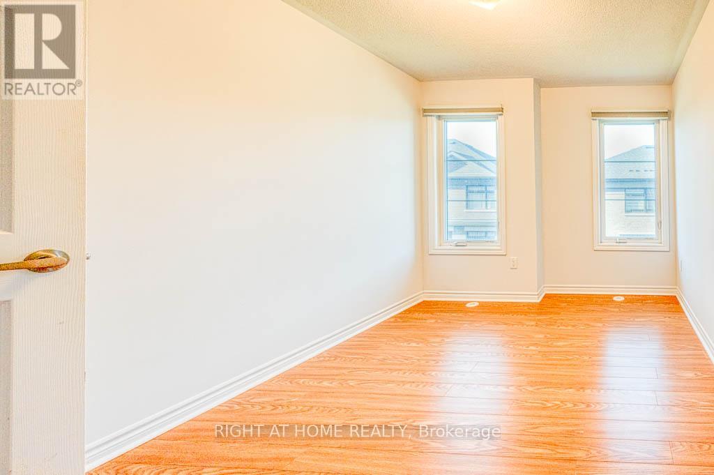 53 - 200 Veterans Drive, Brampton, Ontario  L7A 4S6 - Photo 29 - W12628414