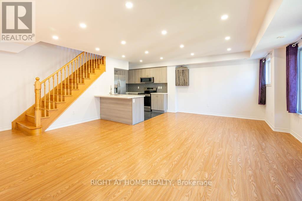 53 - 200 Veterans Drive, Brampton, Ontario  L7A 4S6 - Photo 8 - W12628414