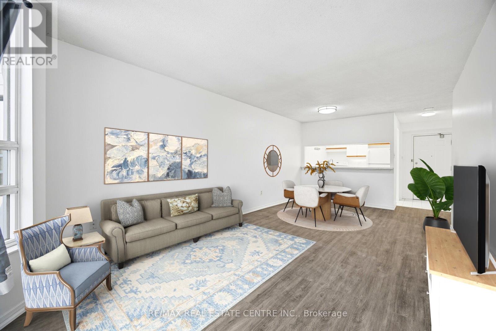 816 - 250 Webb Drive, Mississauga, Ontario  L5B 3Z4 - Photo 10 - W12628446