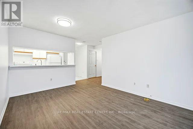 816 - 250 Webb Drive, Mississauga, Ontario  L5B 3Z4 - Photo 17 - W12628446