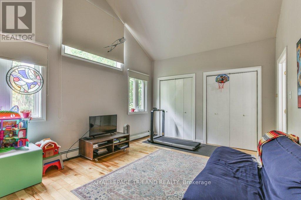 207 East Street, London East, Ontario  N5Z 2S1 - Photo 23 - X12425785