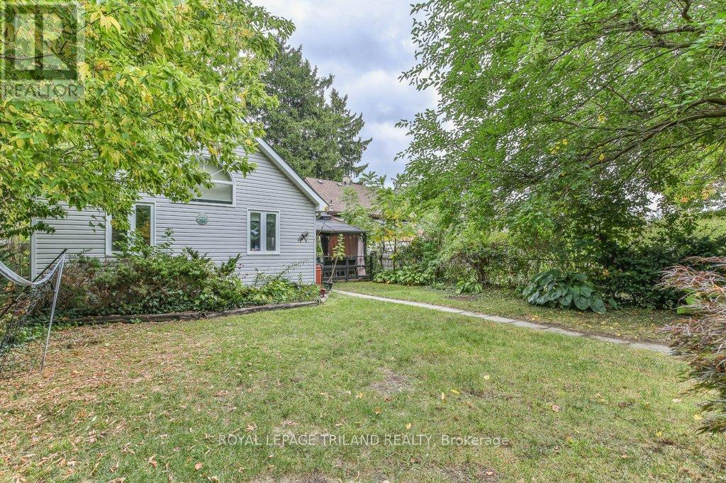 207 East Street, London East, Ontario  N5Z 2S1 - Photo 35 - X12425785