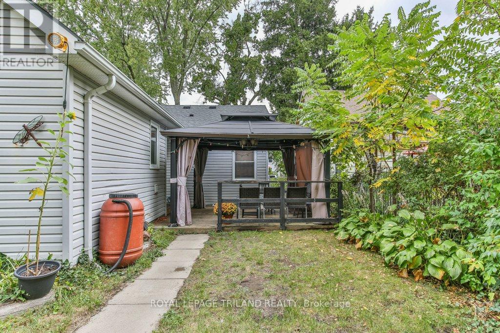 207 East Street, London East, Ontario  N5Z 2S1 - Photo 32 - X12425785