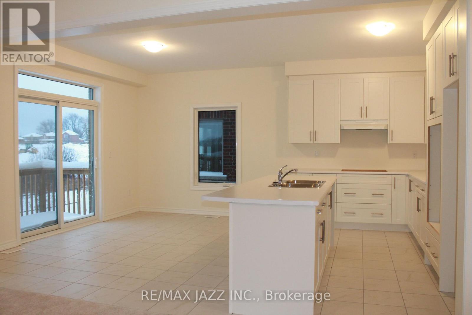 99 Robin Trail, Scugog, Ontario  L9L 1T5 - Photo 3 - E12628480