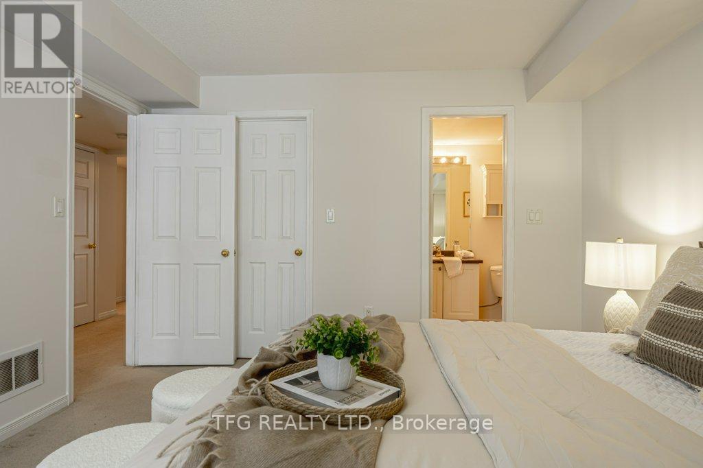 129 - 148 Louisburg Way, Markham, Ontario  L6E 0C5 - Photo 9 - N12628448