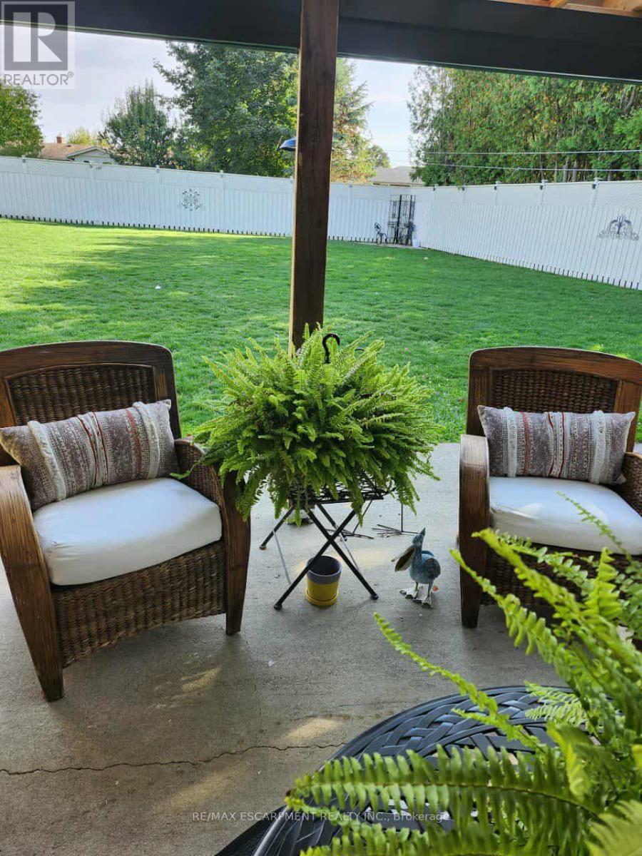 52 Lorne Avenue, Brant, Ontario  N0E 1A0 - Photo 43 - X12628388