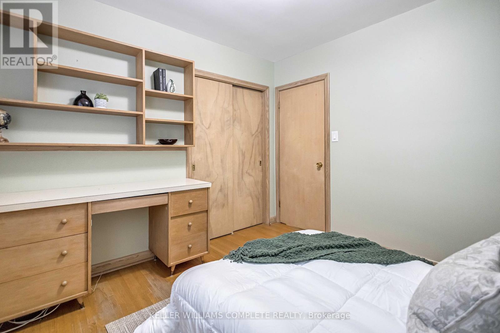 626 Iroquois Avenue, Hamilton, Ontario  L9G 3B4 - Photo 18 - X12628436