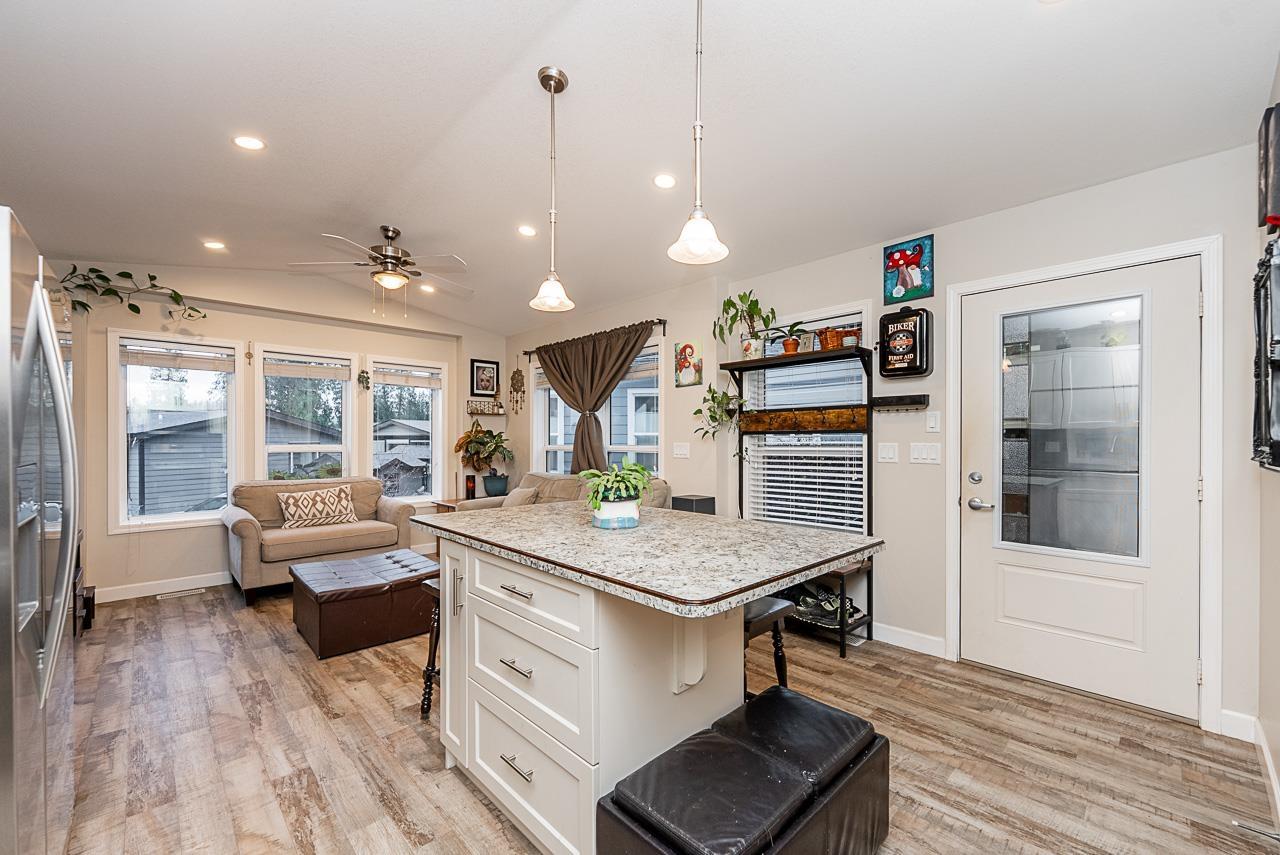 20 53480 Bridal Falls Road, Bridal Falls, Rosedale, British Columbia  V0X 1X1 - Photo 6 - R3073518