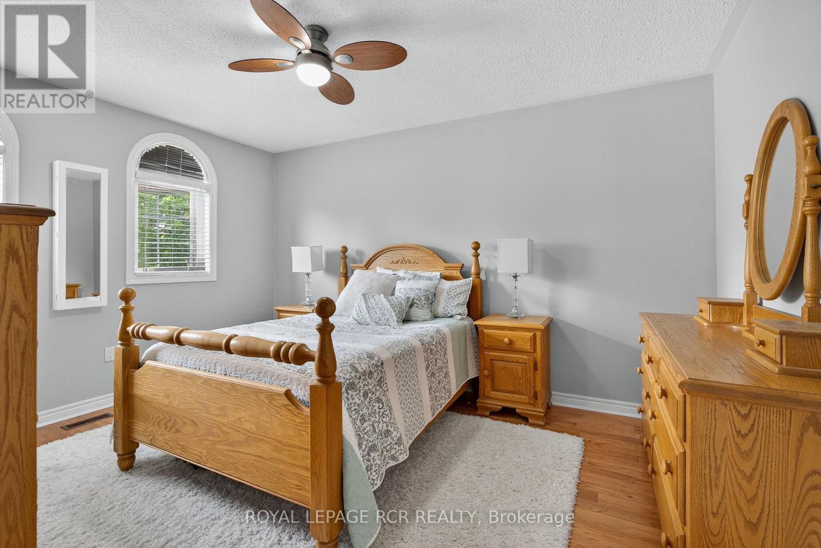 2 Dungey Crescent, New Tecumseth, Ontario  L9R 1X5 - Photo 25 - N12247391