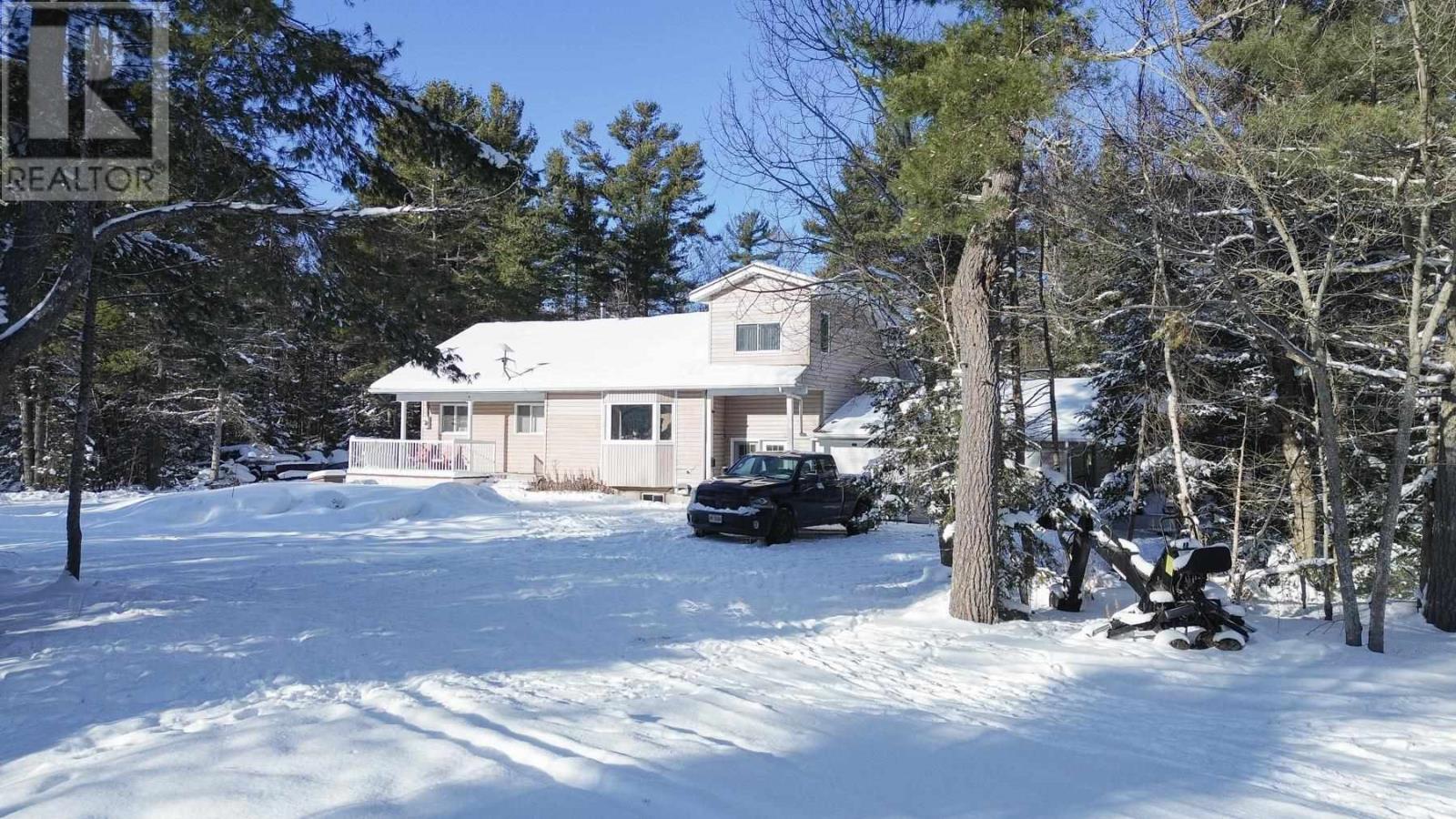 146 Copper Bay Rd, Bruce Mines, Ontario P6A 5K9 - Photo 4 - SM253460