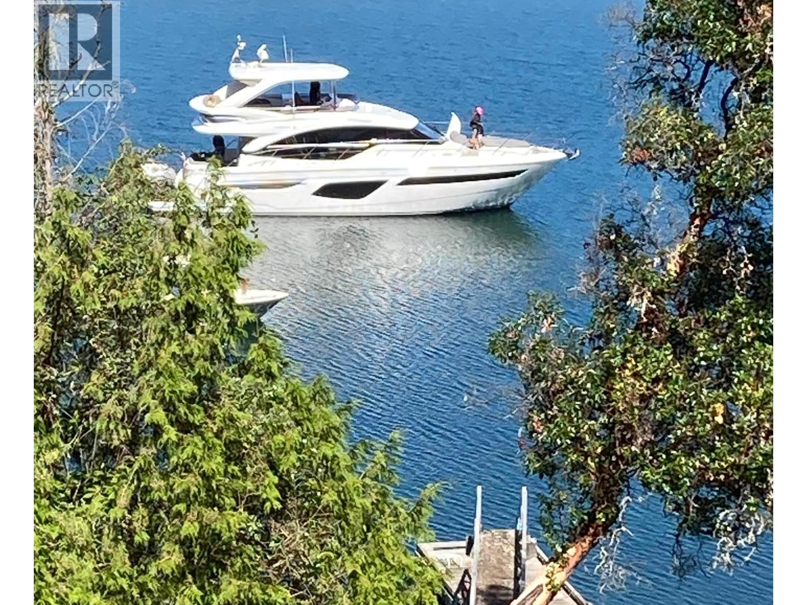 1361 Sturdies Bay Road, Galiano Island, British Columbia V0N 1P0 - Photo 3 - R2983212