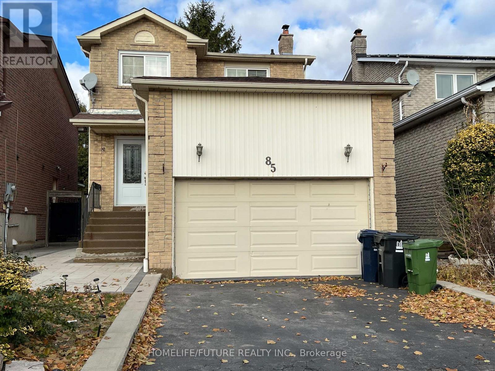 85 HALFMOON SQUARE, Toronto, Ontario