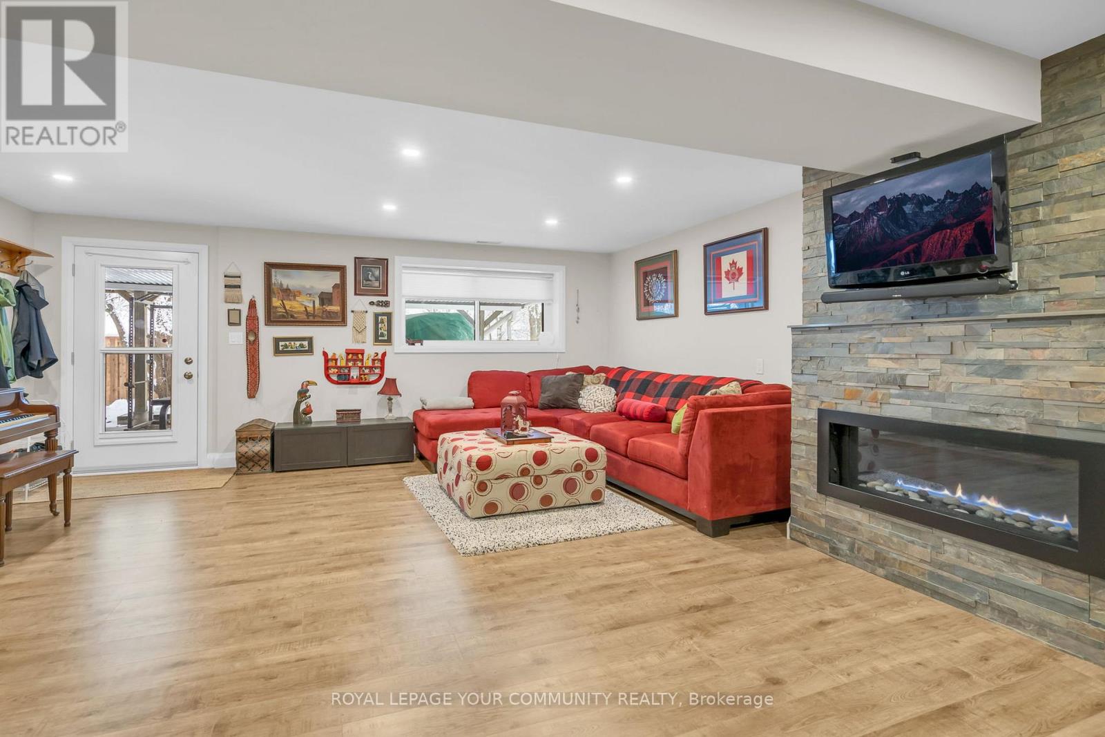 11 Summit Crescent, East Gwillimbury, Ontario L9N 1C1 - Photo 26 - N12628368