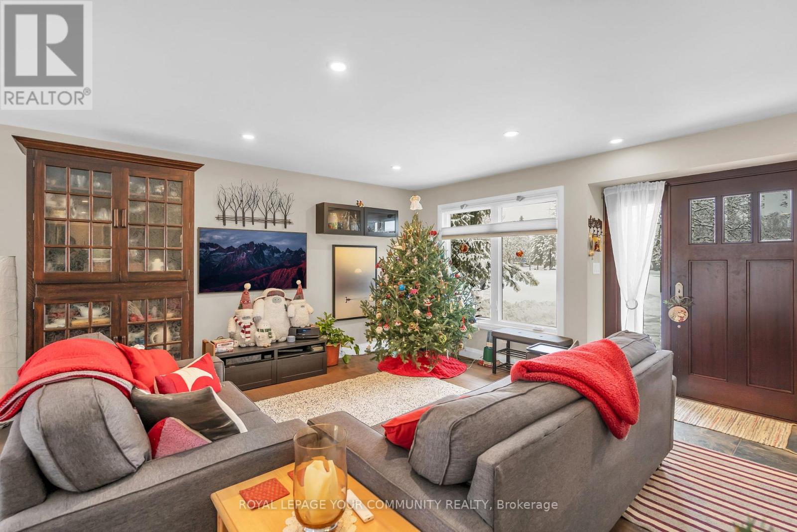 11 Summit Crescent, East Gwillimbury, Ontario L9N 1C1 - Photo 7 - N12628368