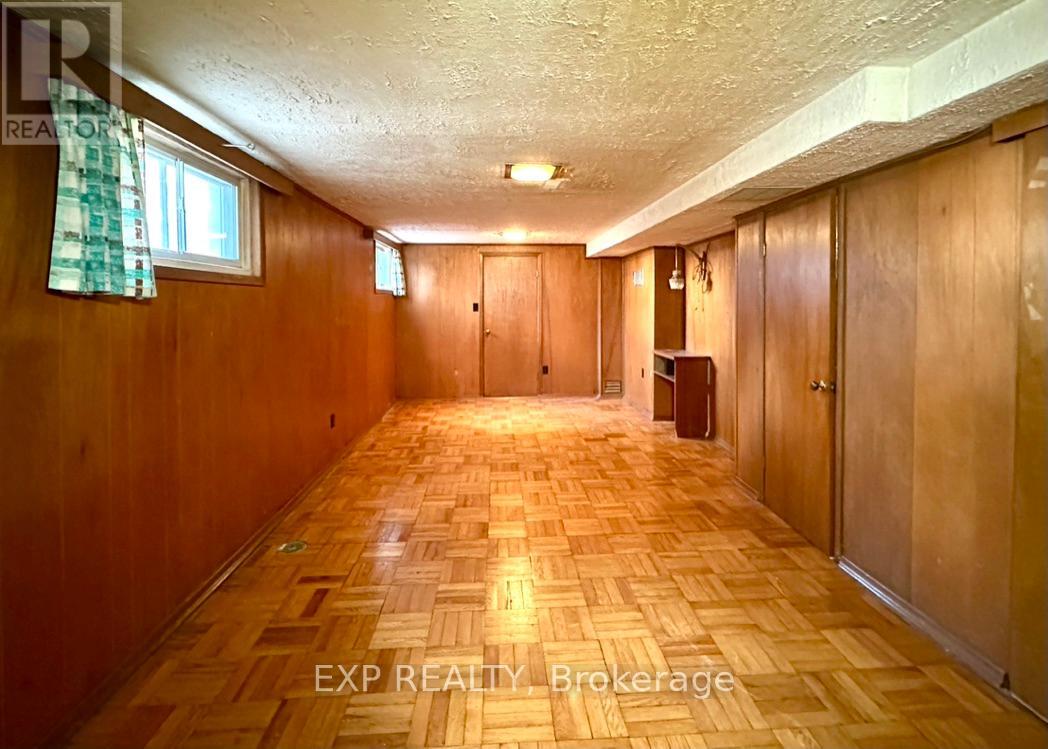 69 Edgar Avenue, Richmond Hill, Ontario  L4C 6K2 - Photo 18 - N12532372