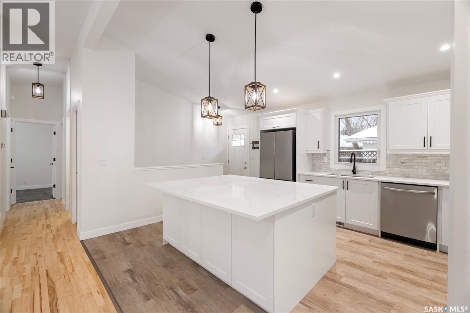 78 Sunset Drive, Regina, Saskatchewan  S4S 2R7 - Photo 8 - SK025512