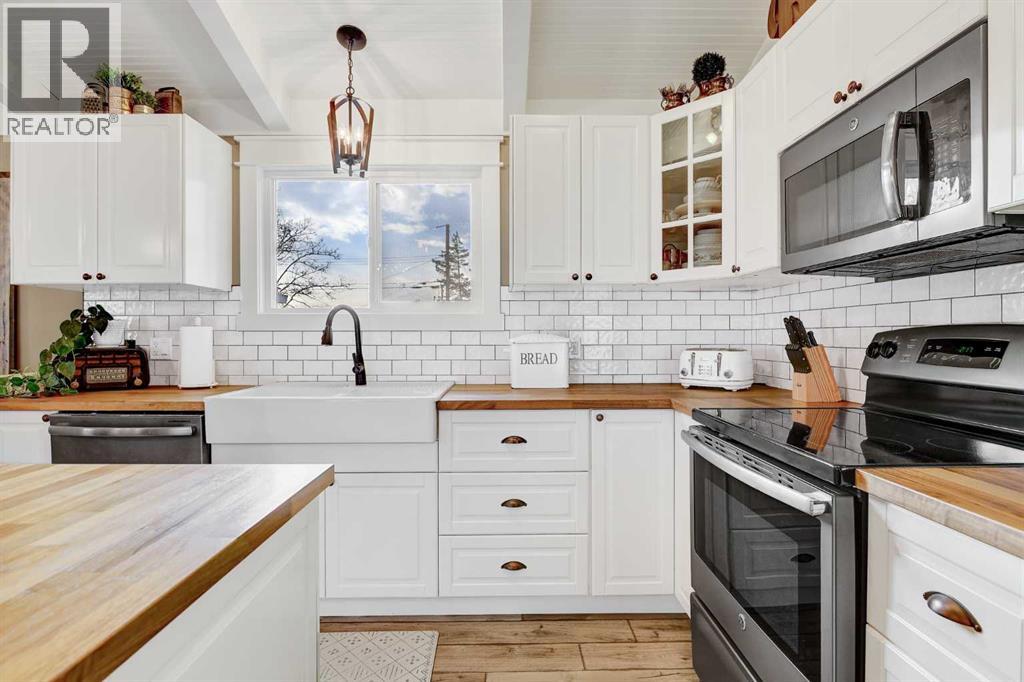 10511 109 Avenue, Grande Prairie, Alberta T8V 1S4 - Photo 3 - A2272896