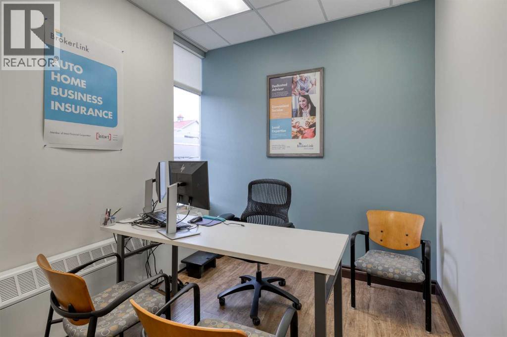 2,3,4, 505 Railway Street W, Cochrane, Alberta  T4C 2E2 - Photo 4 - A2253309