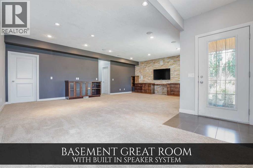 129 Pantego Bay Nw, Calgary, Alberta T3K 0B7 - Photo 29 - A2255406