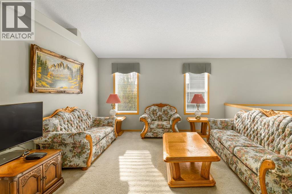 131 Panatella Close Nw, Calgary, Alberta T3K 6C9 - Photo 6 - A2266572