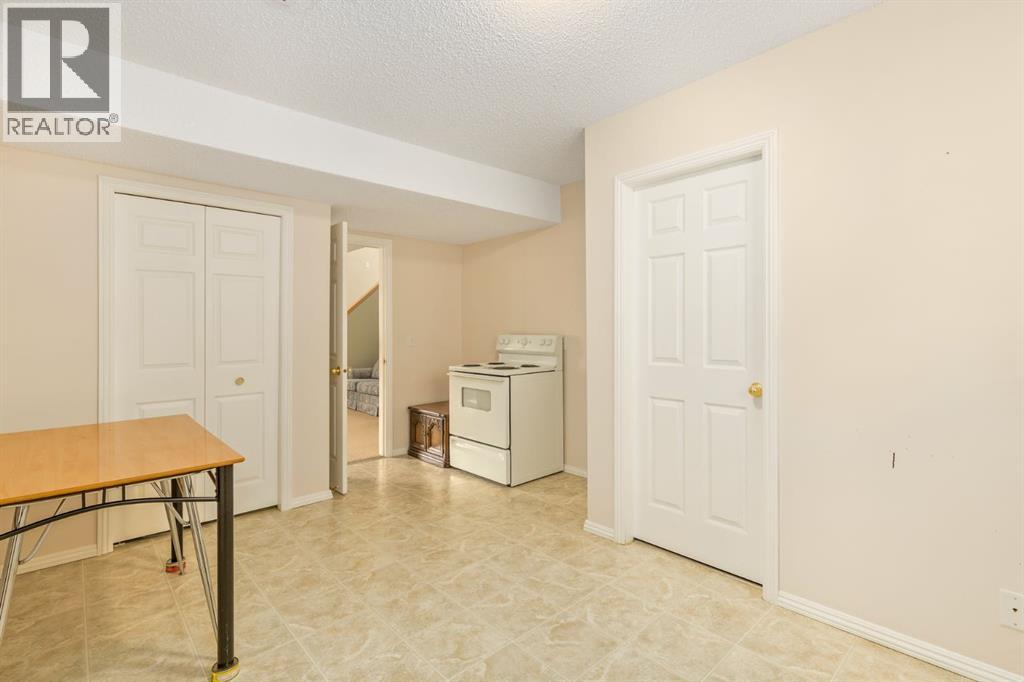 131 Panatella Close Nw, Calgary, Alberta T3K 6C9 - Photo 24 - A2266572