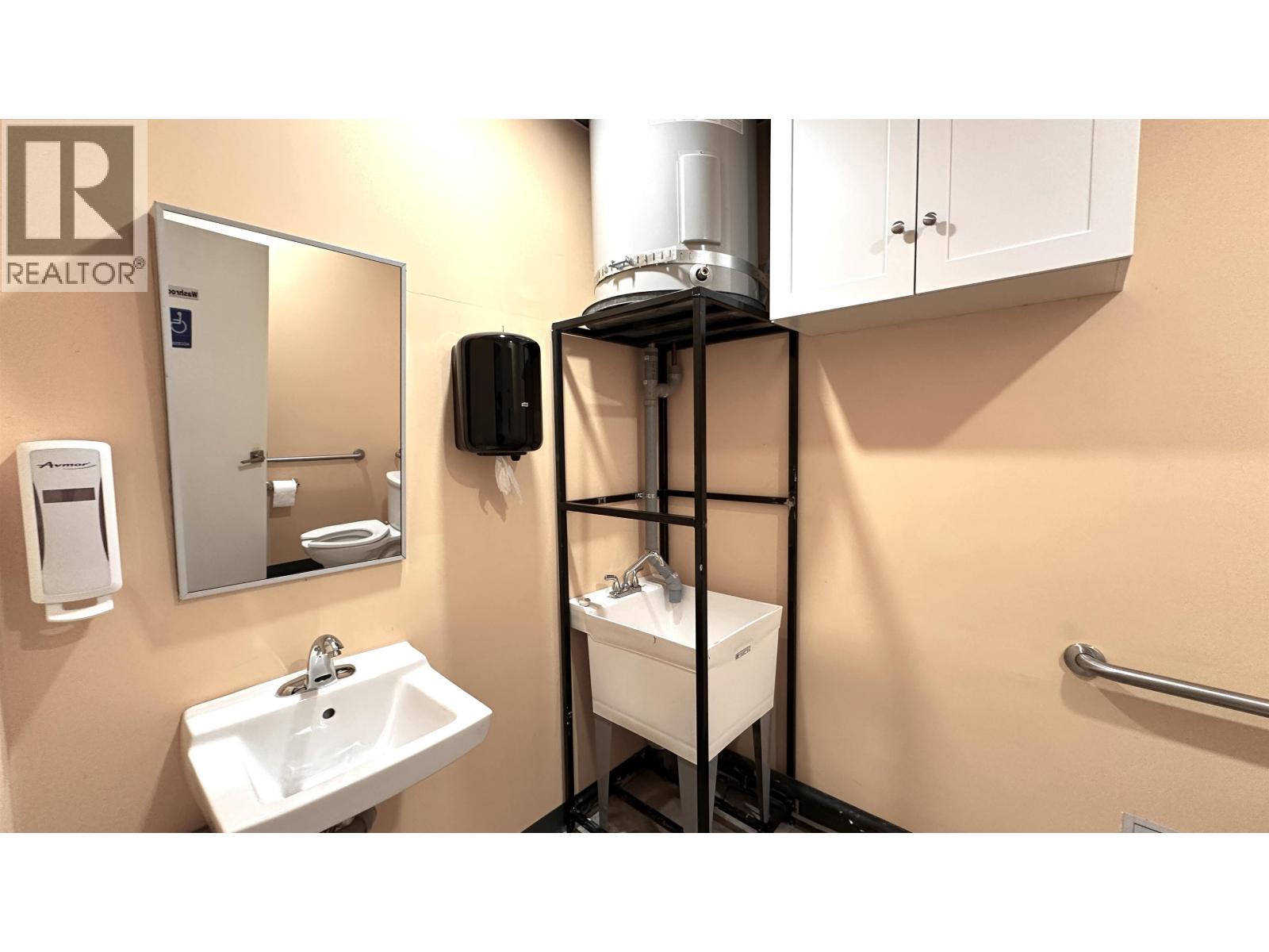 5337 Lane Street, Burnaby, British Columbia  V5H 0H2 - Photo 4 - C8074438