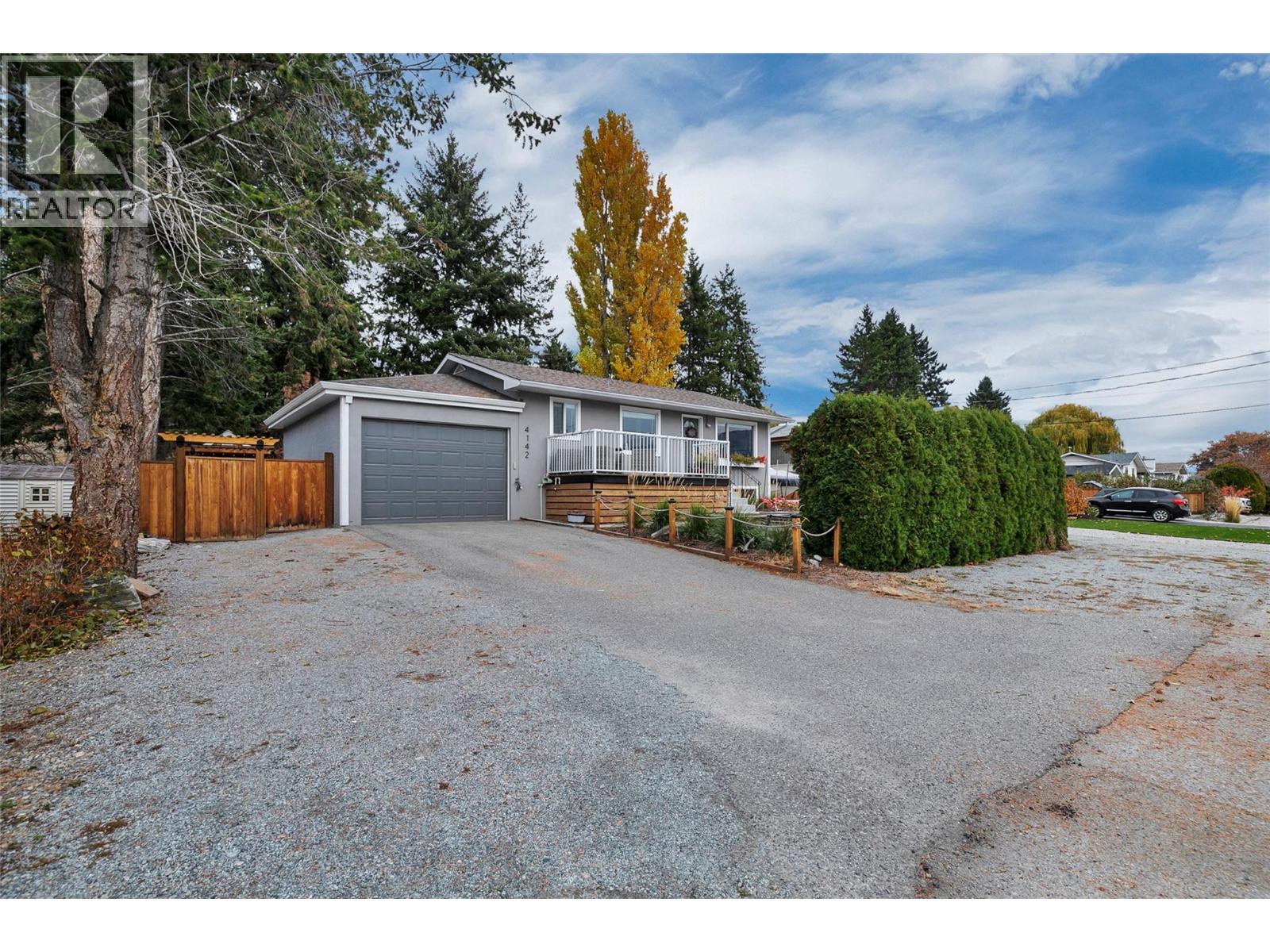 4142 San Clemente Avenue, Peachland, British Columbia  V0H 1X7 - Photo 77 - 10369069