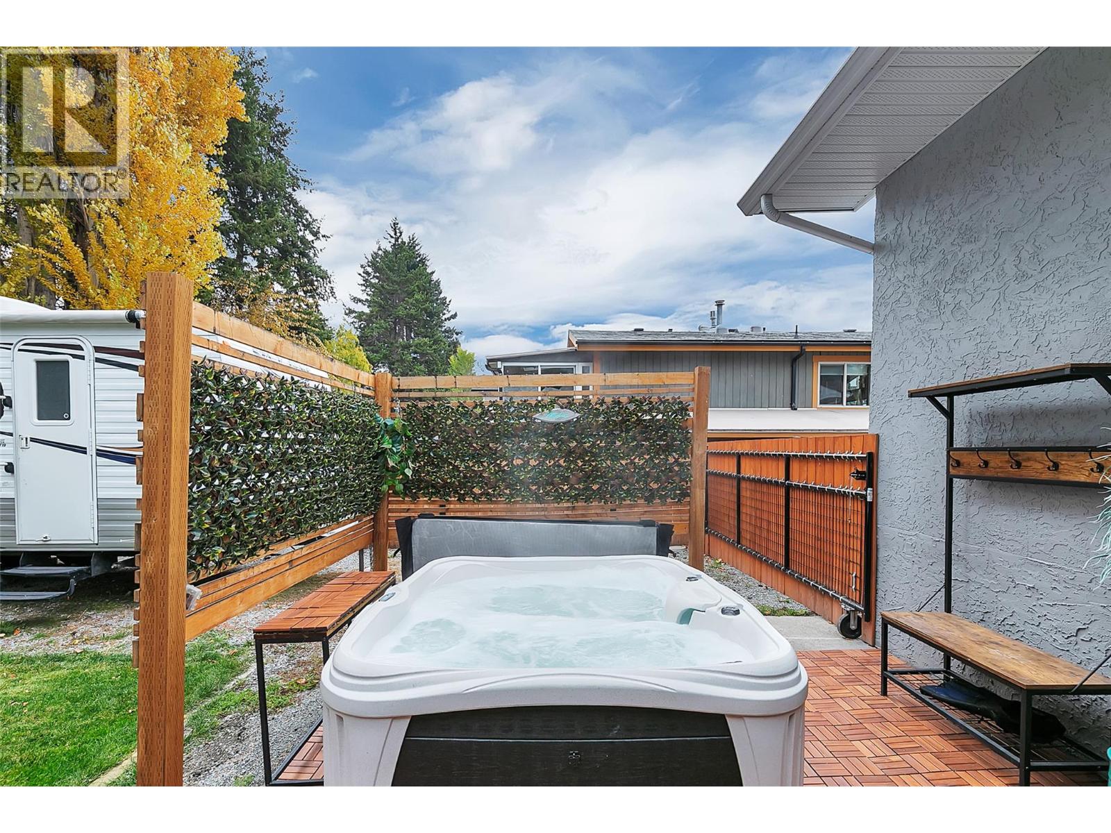 4142 San Clemente Avenue, Peachland, British Columbia  V0H 1X7 - Photo 60 - 10369069