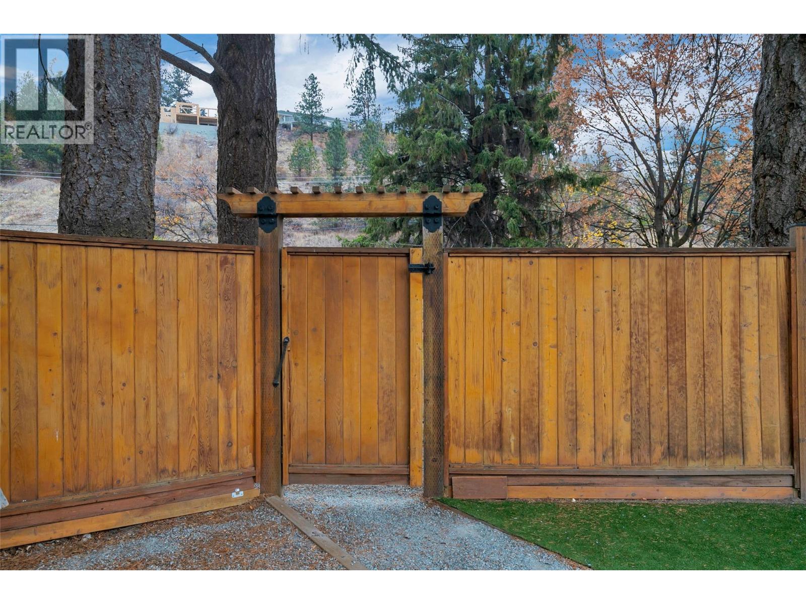 4142 San Clemente Avenue, Peachland, British Columbia  V0H 1X7 - Photo 66 - 10369069