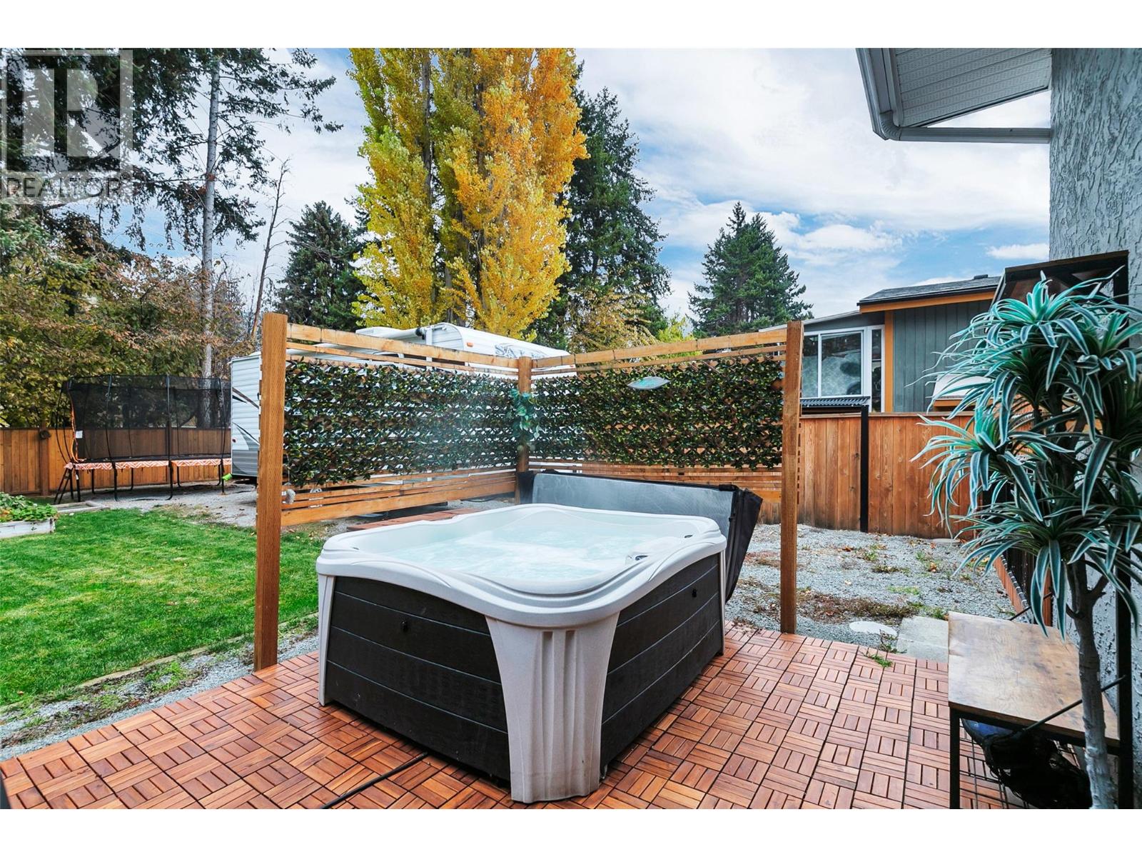 4142 San Clemente Avenue, Peachland, British Columbia  V0H 1X7 - Photo 58 - 10369069