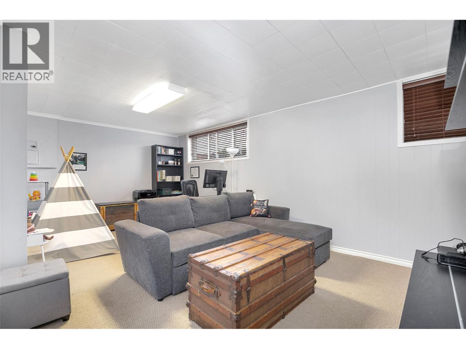 4142 San Clemente Avenue, Peachland, British Columbia  V0H 1X7 - Photo 26 - 10369069