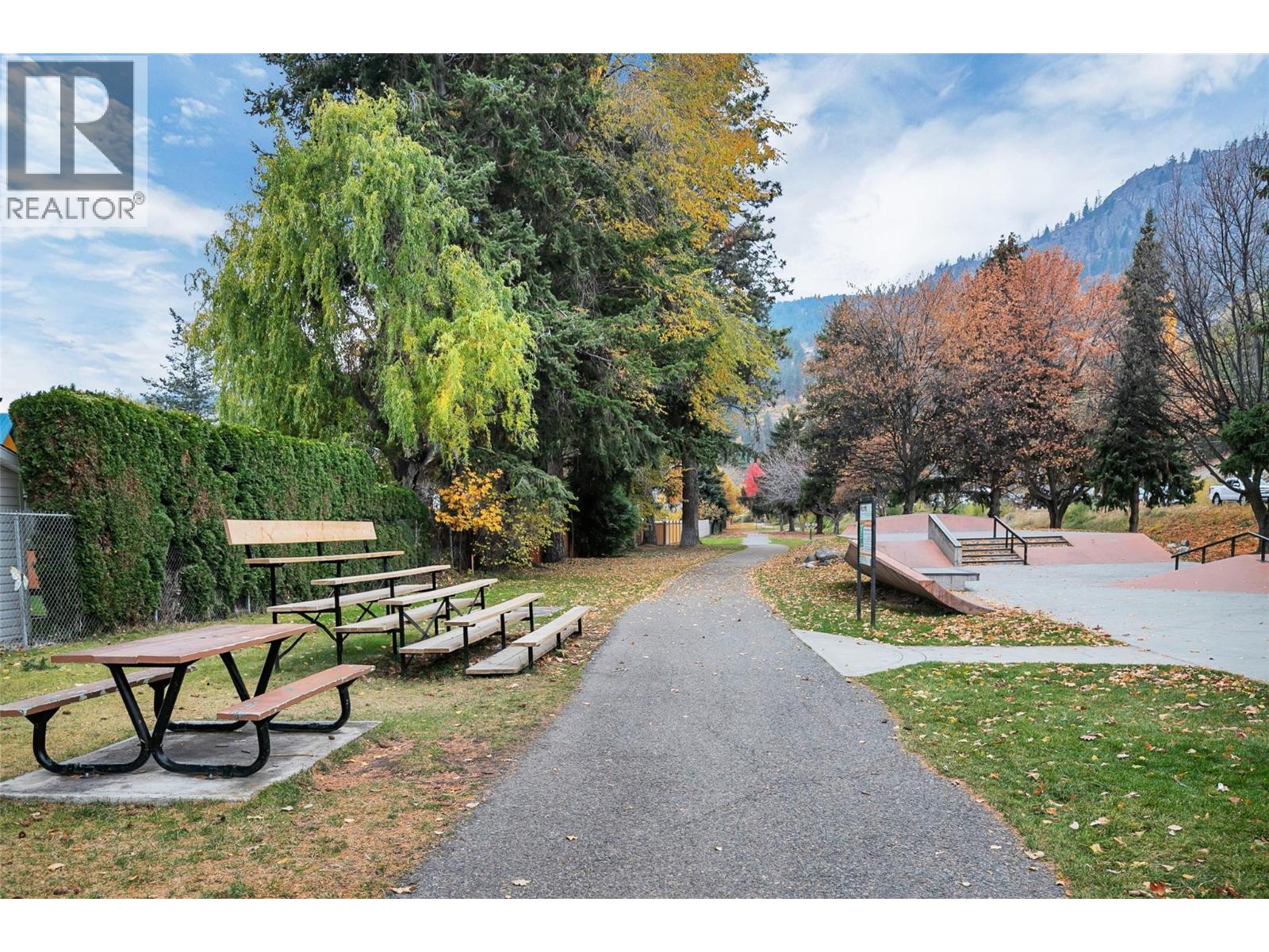 4142 San Clemente Avenue, Peachland, British Columbia  V0H 1X7 - Photo 70 - 10369069