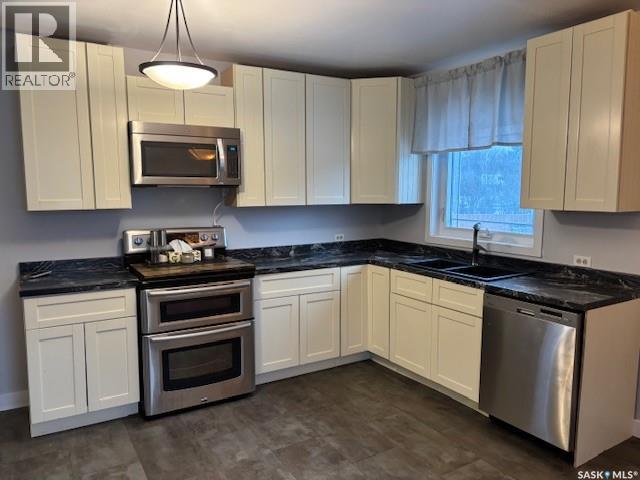 124 8th Avenue W, Canora, Saskatchewan  S0A 0L0 - Photo 7 - SK025525